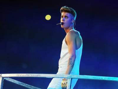 Justin Bieber al mare…in boxer