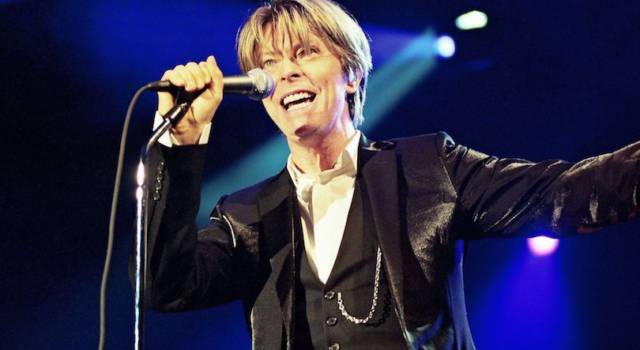 David Bowie Glastonbury 2000: il DVD dello storico live del Duca Bianco