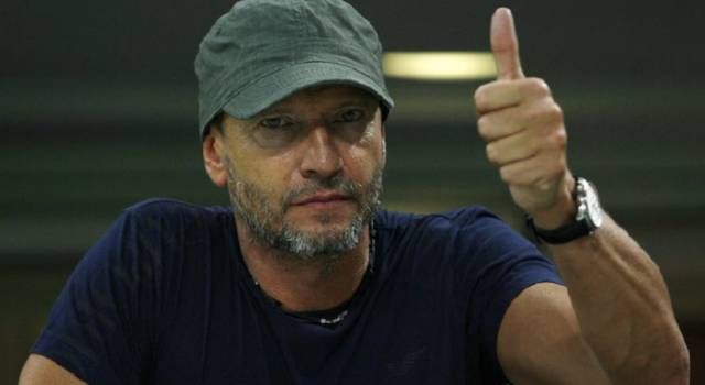 Biagio Antonacci celebra un matrimonio gay: scoppia la polemica su Instagram