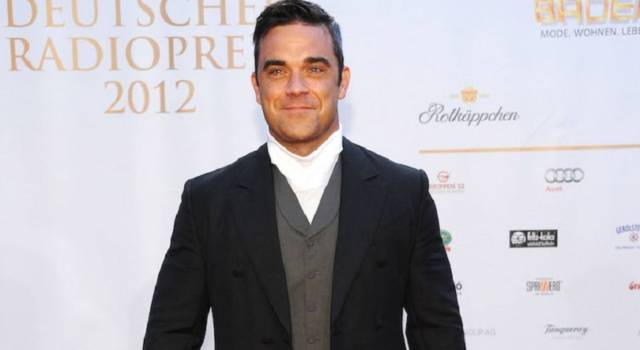 Robbie Williams e Ayda Field travolti dalla passione&#8230; dietro le quinte di X Factor!