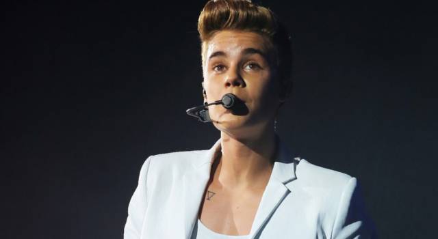 Justin Bieber usa le parole di Martin Luther King nel nuovo album: piovono  critiche