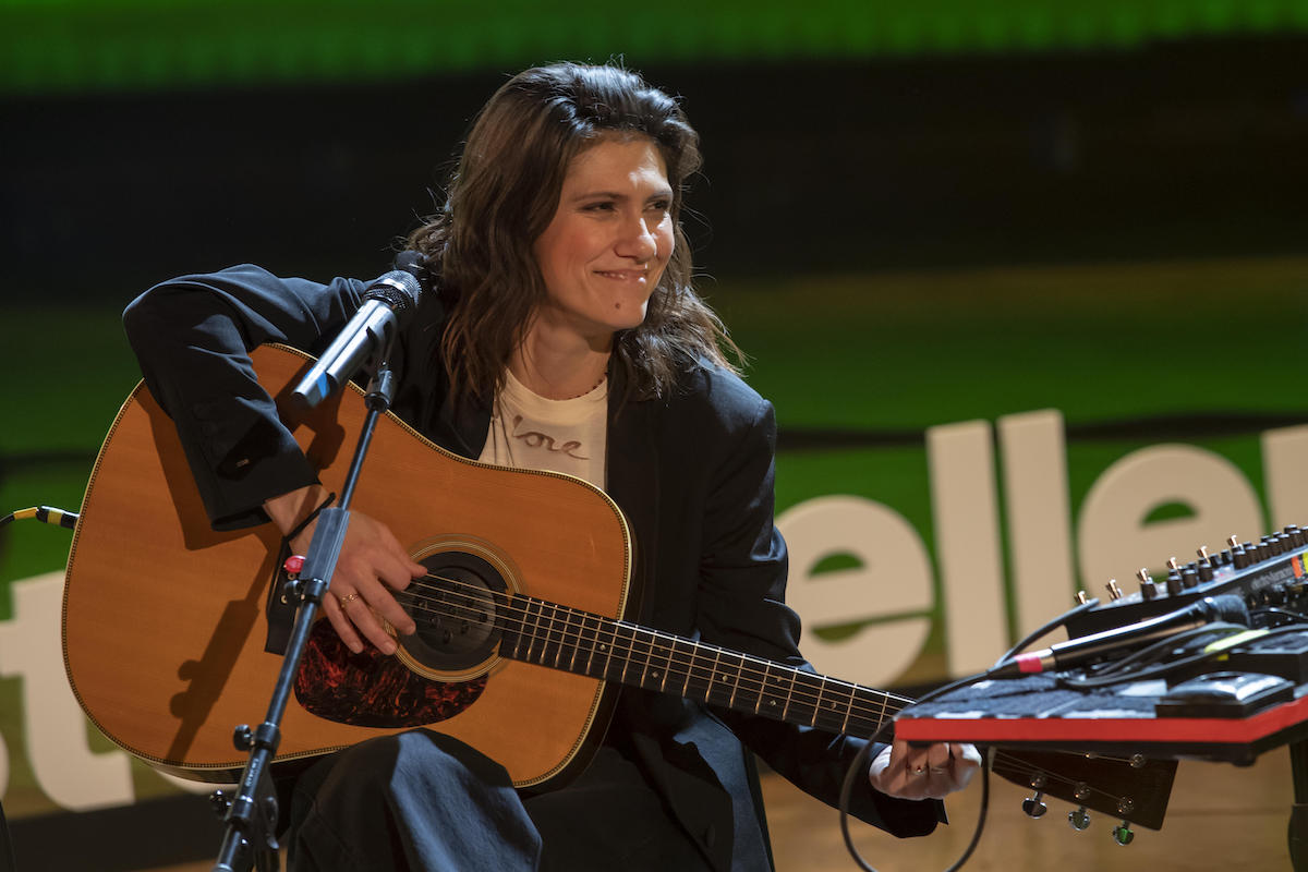 Elisa al lavoro sul nuovo album: “Non ci sto provando, ci sto credendo”