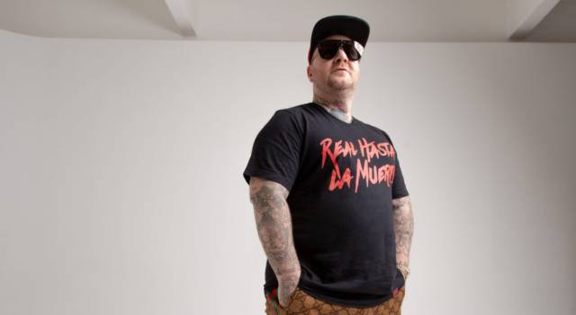 Chi è Jake La Furia, uno dei rapper più amati d&#8217;Italia