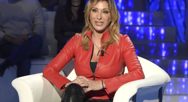 Coronavirus, Sabrina Salerno contro la Fase 2: &#8220;Siamo la barzelletta del mondo&#8221;