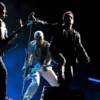 Gli U2 si esibiscono a sorpresa nella metro di Kiev diventata rifugio antiaereo