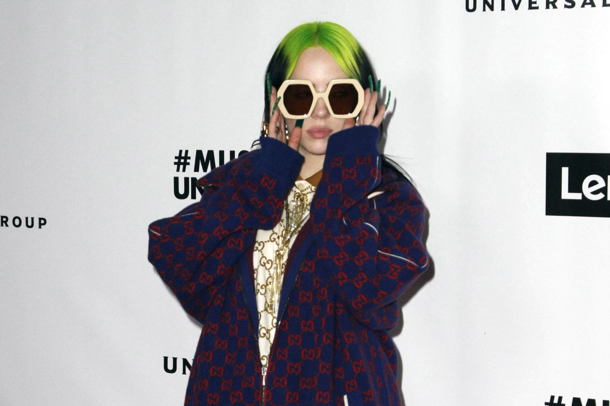 Billie Eilish sulla copertina di Vogue: le foto in ...