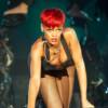 Rihanna sempre più sensuale: pancione in vista sulla copertina di Vogue