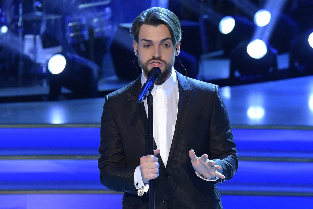 Chi è Valerio Scanu, ex talento di Amici e vincitore di Sanremo