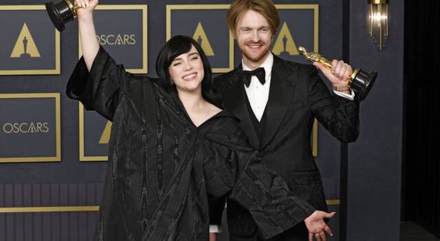 Oscar 2022, i vincitori nelle categorie musicali: trionfo per Billie Eilish