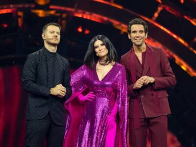 Mika ha cambiato idea sull’Eurovision: dalle “canzoni vergognose” al “salto in avanti”