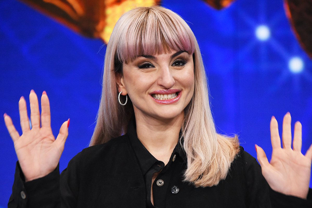 Arisa di nuovo single: finita la storia con Walter Ricci