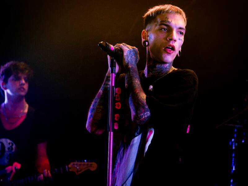 Chi è GionnyScandal, il re dell’emo trap italiana