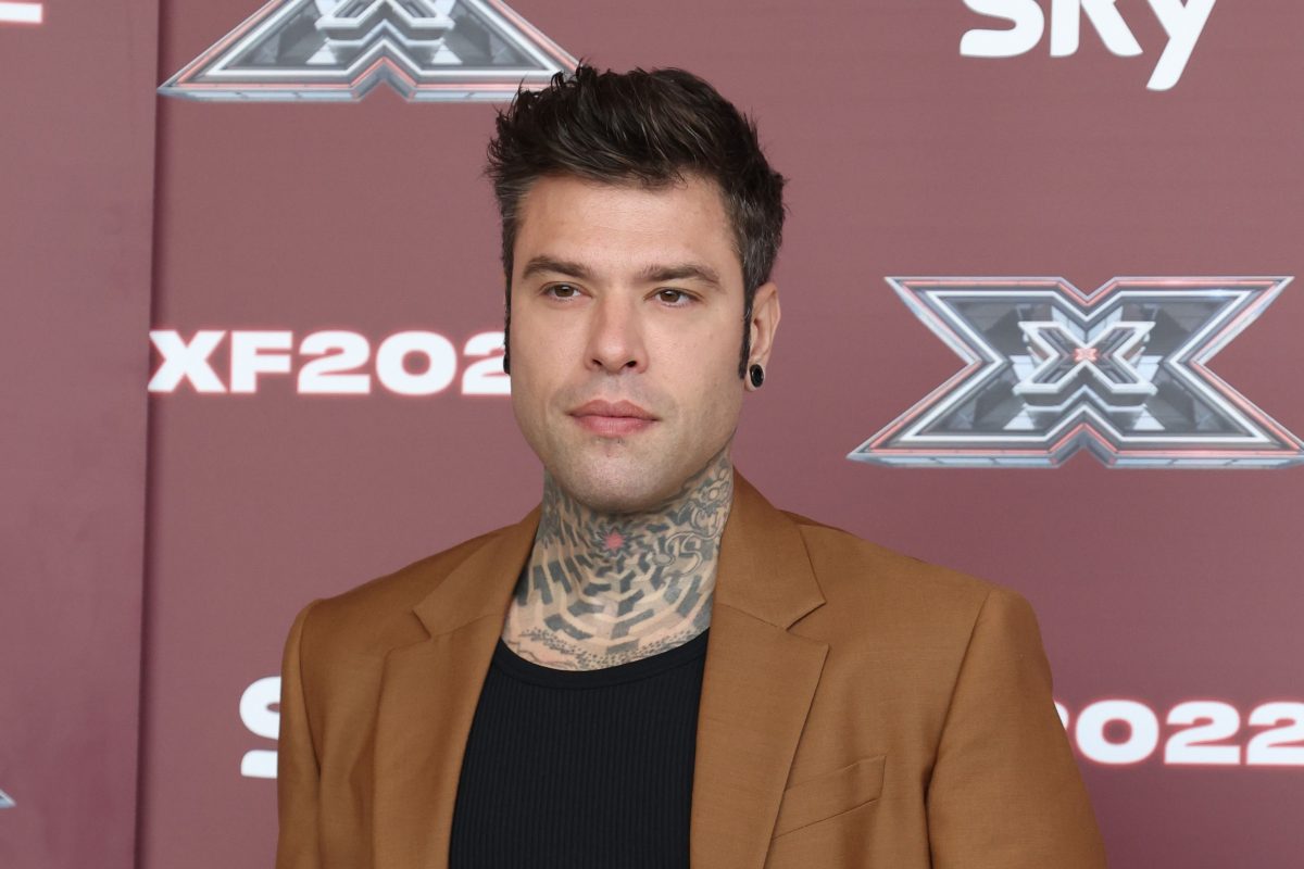 Fedez: pronta la denuncia per stalking a Corona