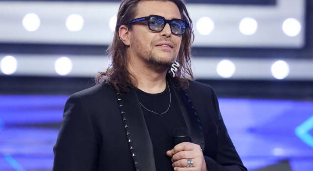 Lutto per Gianluca Grignani, è morto il padre: gli aveva dedicato la canzone di Sanremo 2023