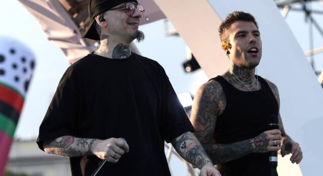 Fedez sta male, a X Factor lo sostituirà J-Ax? Il rapper fa chiarezza