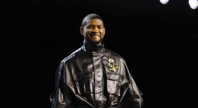 Usher conquista Las Vegas durante l&#8217;Halftime Show del Super Bowl