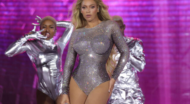 Beyoncé accusata di aver rubato le opere di un artista giapponese