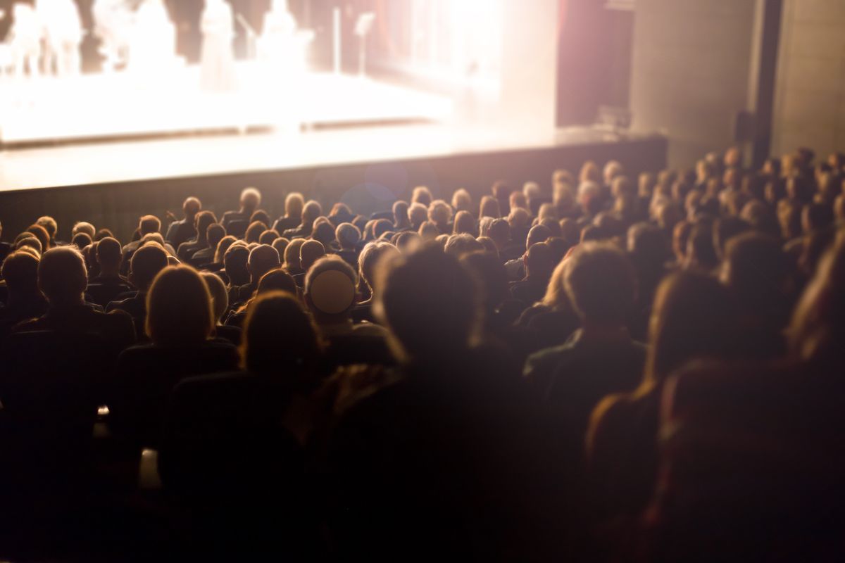 Pubblico spettacolo teatrale