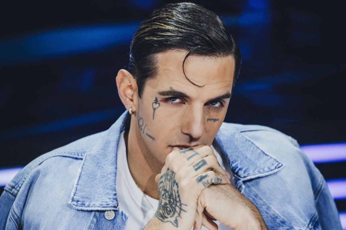 achille lauro quanto guadagna