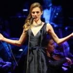 Una splendida performance di Elisa Balbo illumina l’AmericanAirlines Arena di Miami, il 12 febbraio 2017.