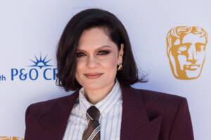 LONDRA, REGNO UNITO – 11 MAGGIO 2025: Jessie J partecipa ai BAFTA Television Awards con P&O Cruises presso la Royal Festival Hall di Londra.