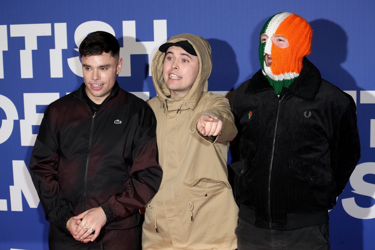Liam Óg Ó Hannaidh, Naoise Ó Cairealláin e JJ Ó Dochartaigh