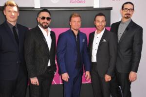Backstreet Boys in abito
