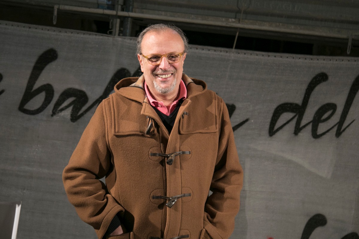 Ivano Fossati in cappotto